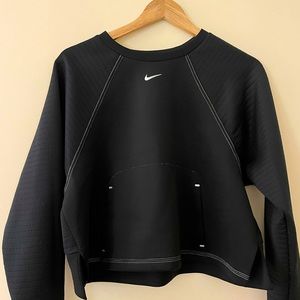 Nike pro cropped crew neck sweatshirt